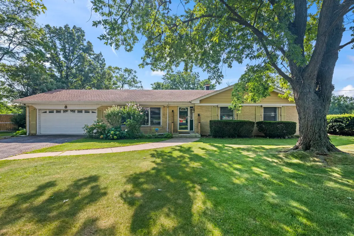 6231 Linden Lane, La Grange Highlands, IL 60525 - #1