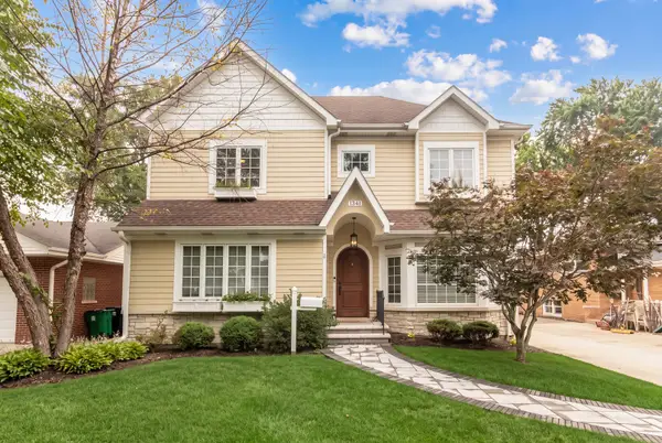 1341 Brophy Avenue, Park Ridge, IL 60068