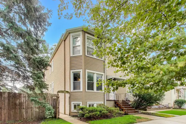 5753 W Giddings Street, Chicago, IL 60630