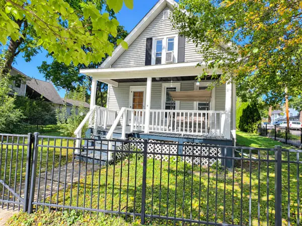 952 Larkin Avenue, Elgin, IL 60123