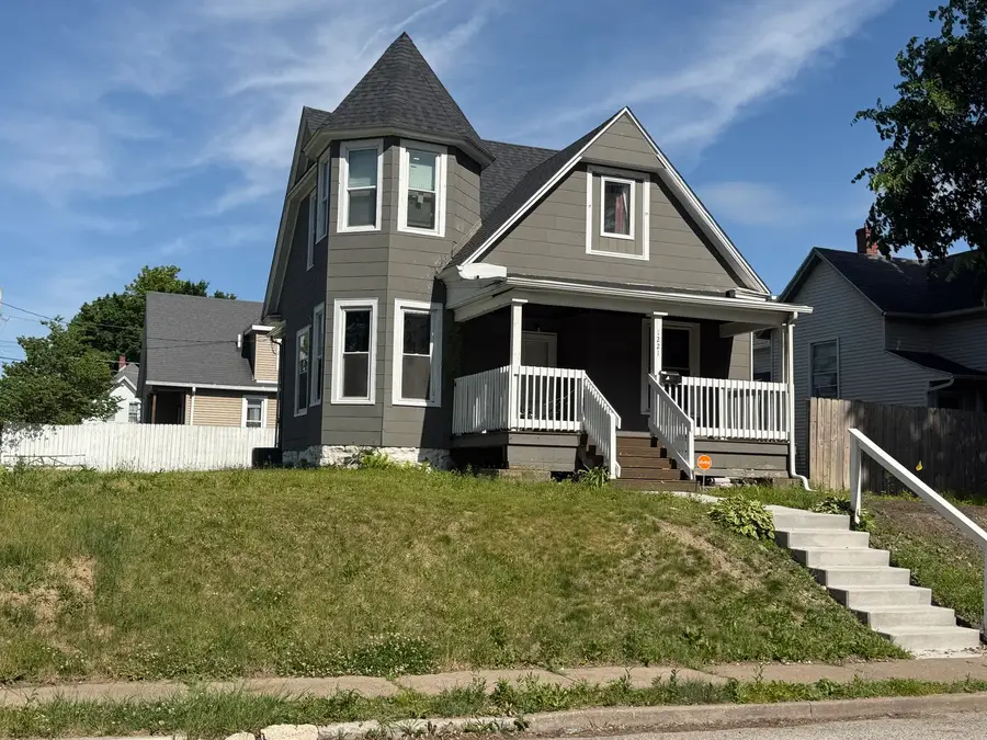 1221 Brown Street, Davenport, IA 52804 - #2