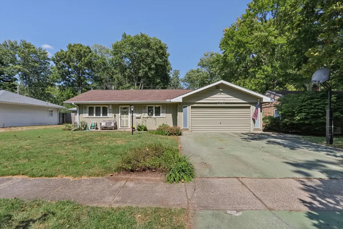 1406 E Pennsylvania Avenue, Urbana, IL 61801 - #1