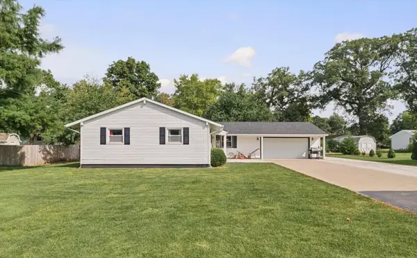 4 Cherry Lane, Villa Grove, IL 61956