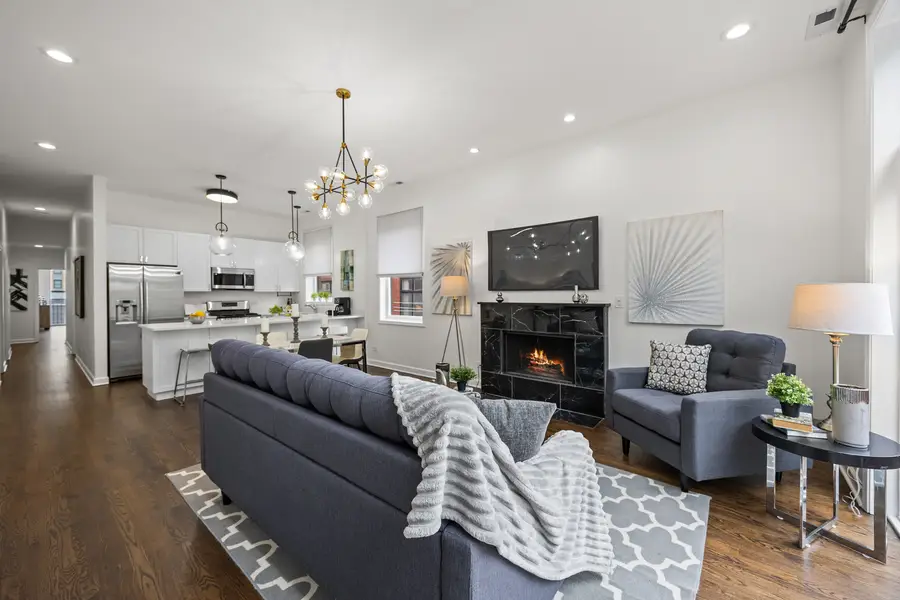2020 W Pierce Avenue #8, Chicago, IL 60622 - #2