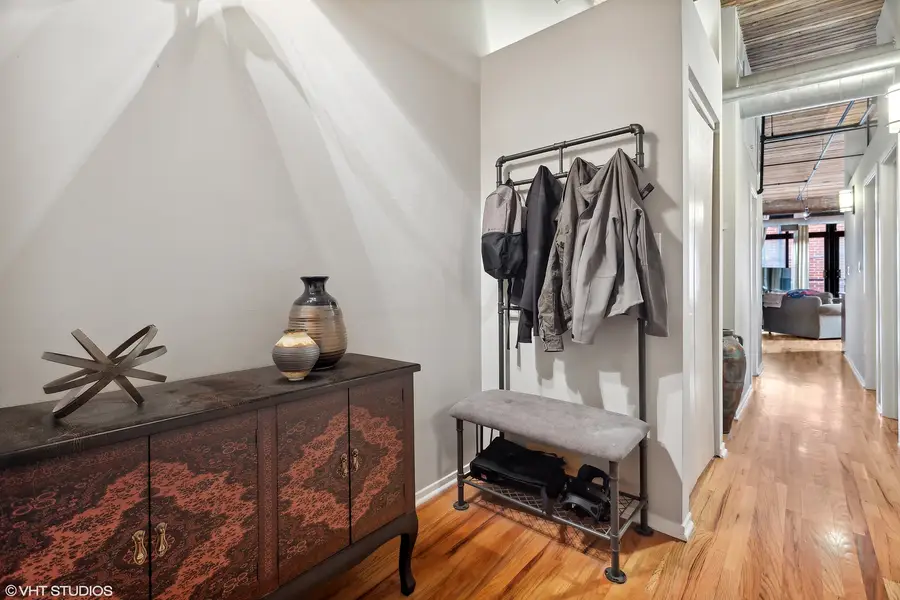1670 N Claremont Avenue #205, Chicago, IL 60647 - #2