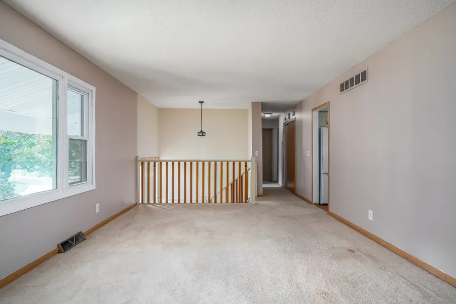 2611 34th Avenue Court, Rock Island, IL 61201 - #2