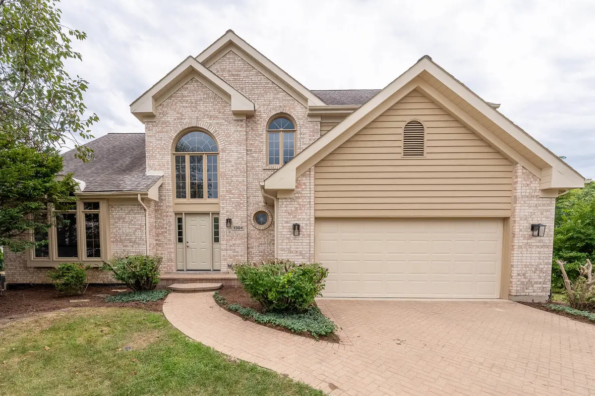 1304 Champagne Court, Naperville, IL 60563 - #1