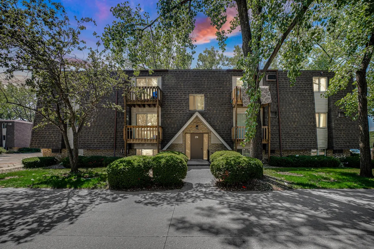214 Madison Street #2B, Joliet, IL 60435 - #1