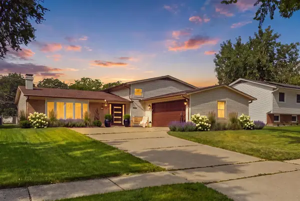 8030 Carlisle Drive, Hanover Park, IL 60133