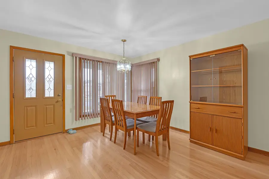 1528 N 21 Avenue, Melrose Park, IL 60160 - #3