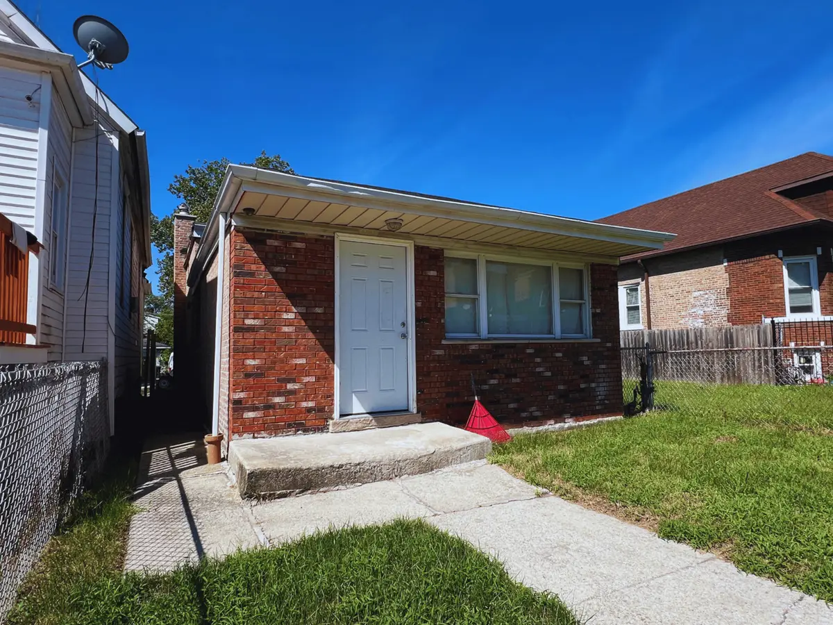 6728 S Carpenter Street, Chicago, IL 60621 - #1