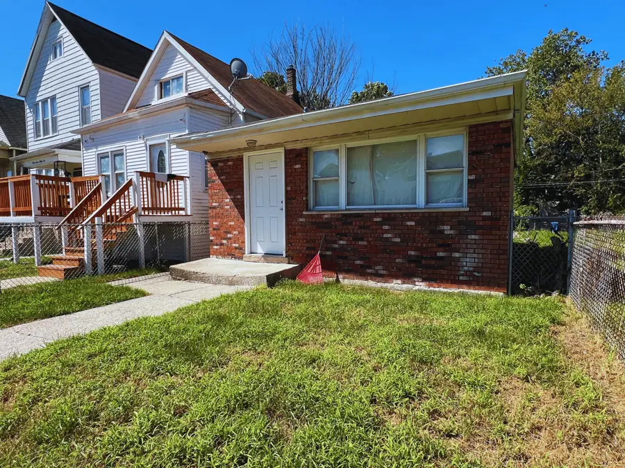 6728 S Carpenter Street, Chicago, IL 60621 - #3