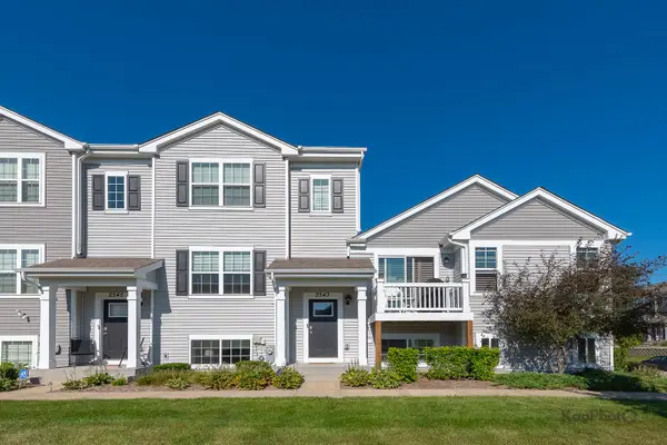 2543 Bella Drive, Pingree Grove, IL 60140