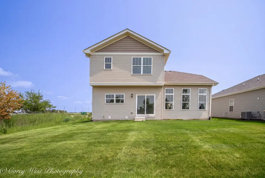 359 N. Aspen Drive, Cortland, IL 60112 - #3