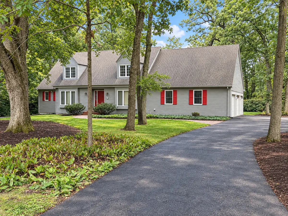 22 Bruce Circle N, Hawthorn Woods, IL 60047 - #1