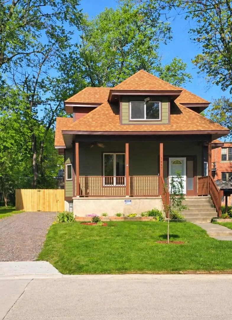 1037 N 8th Street, Springfield, IL 62702 - #1