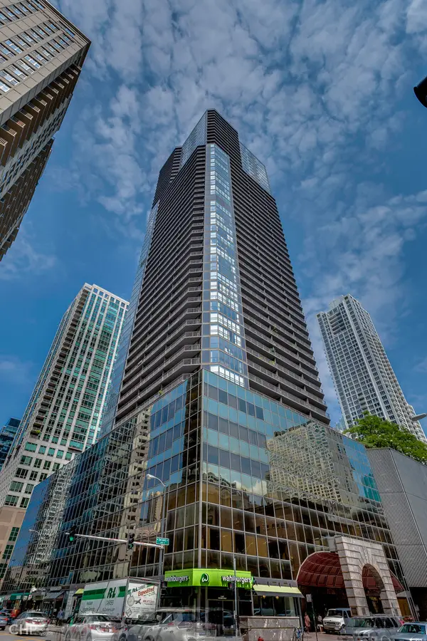 10 E Ontario Street #S-515, Chicago, IL 60611