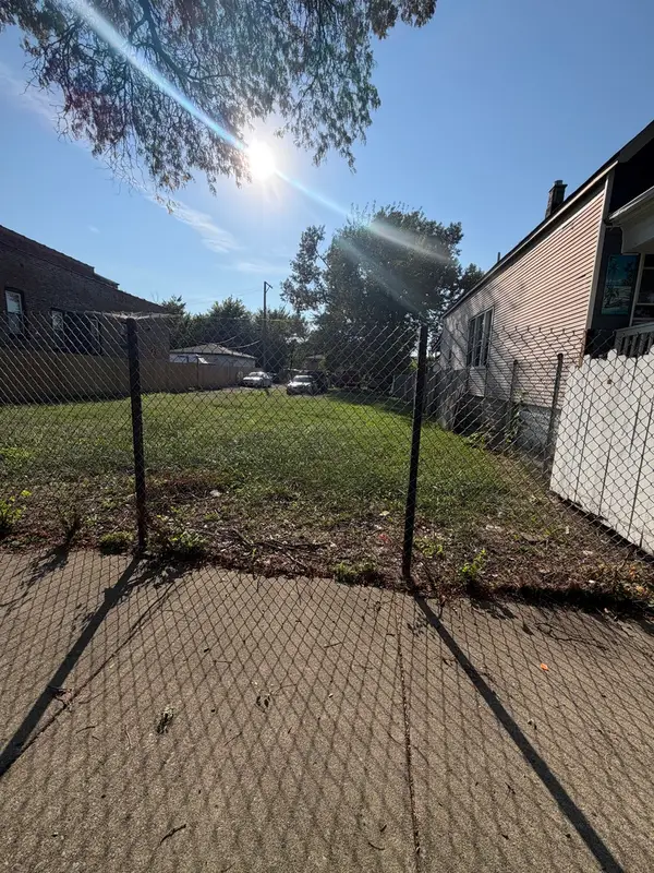 6142 S Marshfield Avenue, Chicago, IL 60636