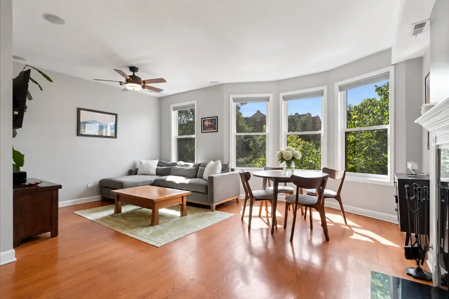 1338 W Addison Street #2, Chicago, IL 60613 - #2