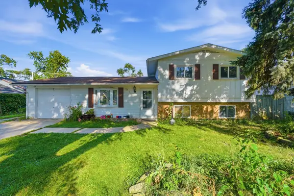 116 S Pinecrest Road, Bolingbrook, IL 60440