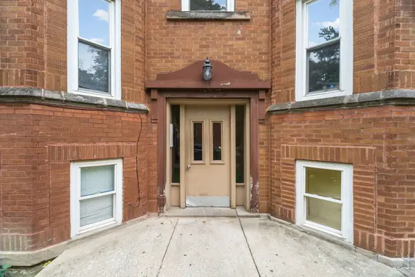 6301 N Richmond Street #1AA, Chicago, IL 60659