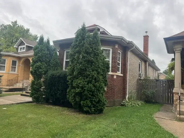 2842 Wisconsin Avenue, Berwyn, IL 60402