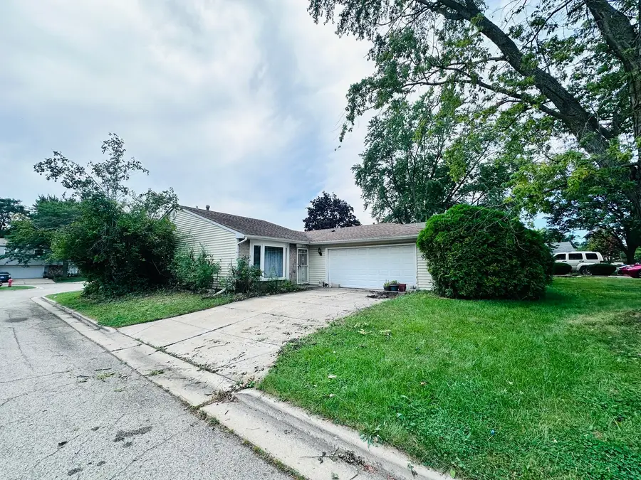 87 Highbury Drive, Elgin, IL 60120 - #3
