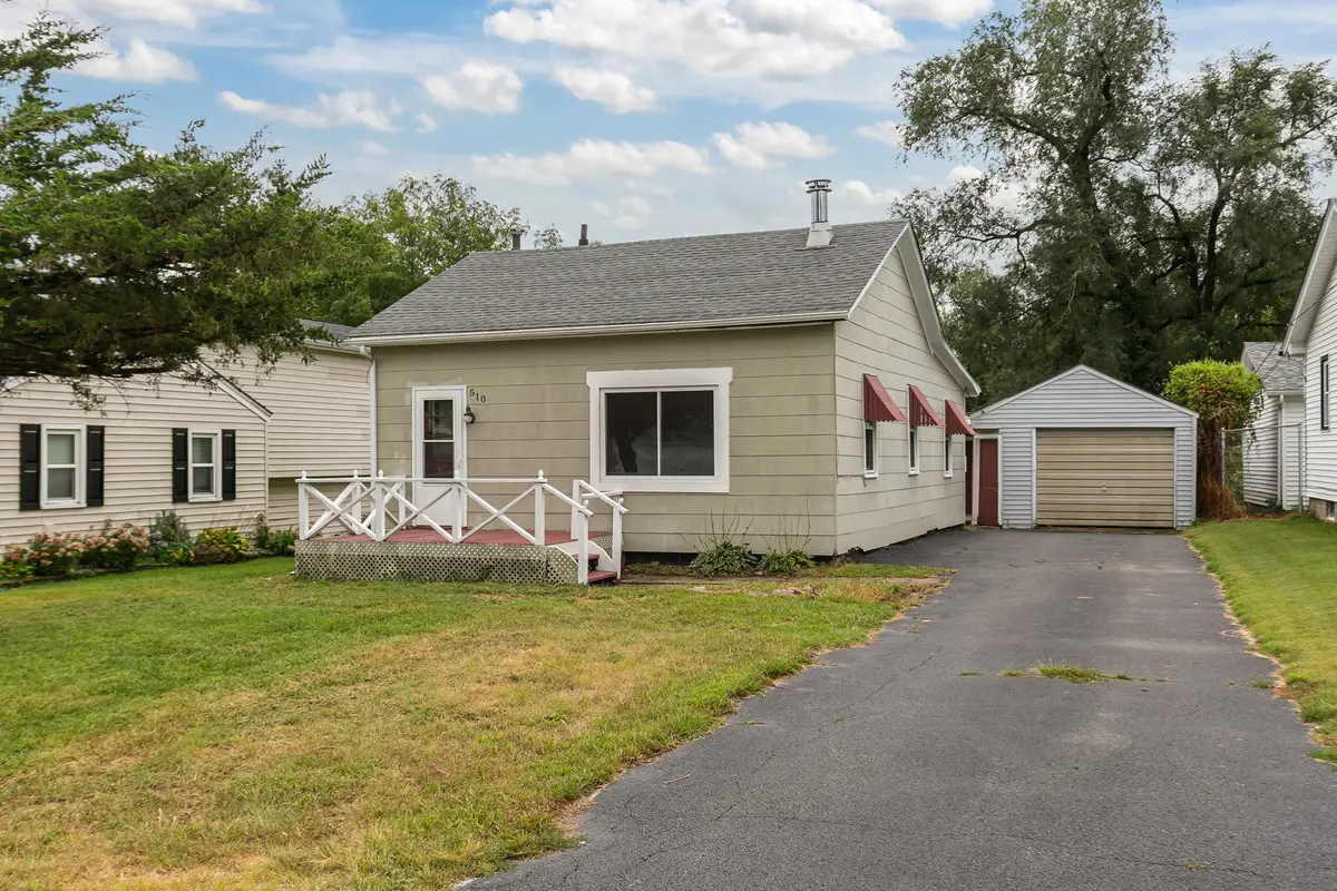 510 10th Avenue, Colona, IL 61241 - #1