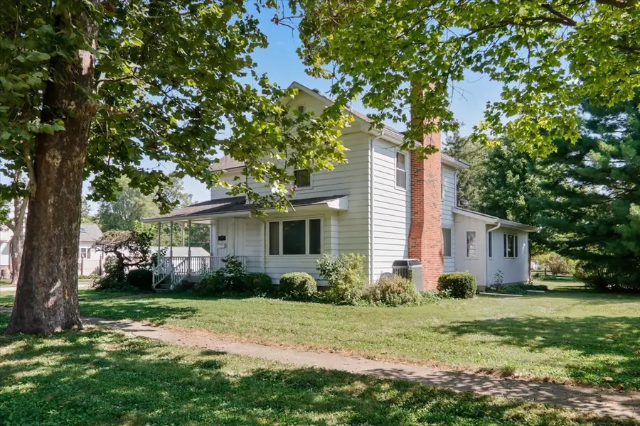 300 S Jackson Street, Flanagan, IL 61740 - #3