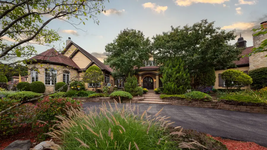 5 Autumn Trail, Barrington Hills, IL 60010 - #2