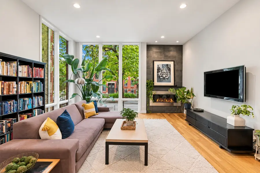 1824 W Superior Street, Chicago, IL 60622 - #3