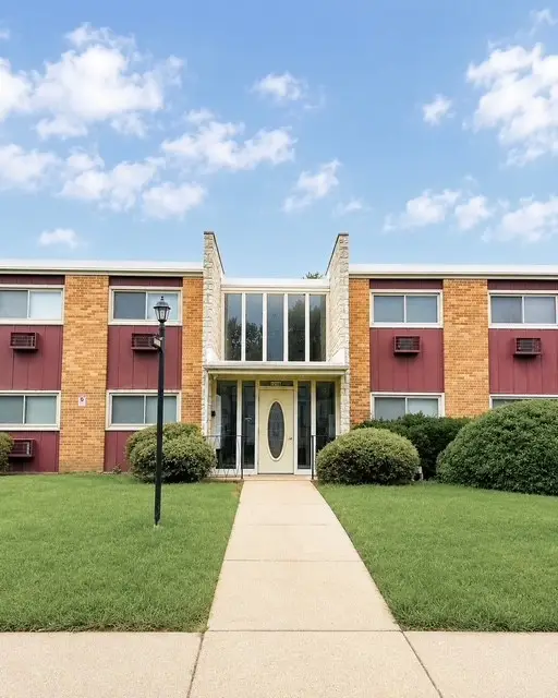 120A Collen Drive #123, Lombard, IL 60148 - #1