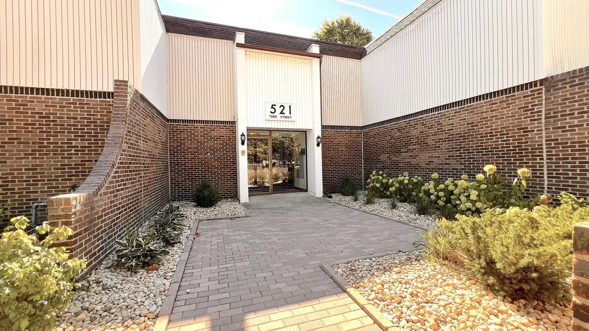 521 73rd Street #105, Downers Grove, IL 60516 - #1