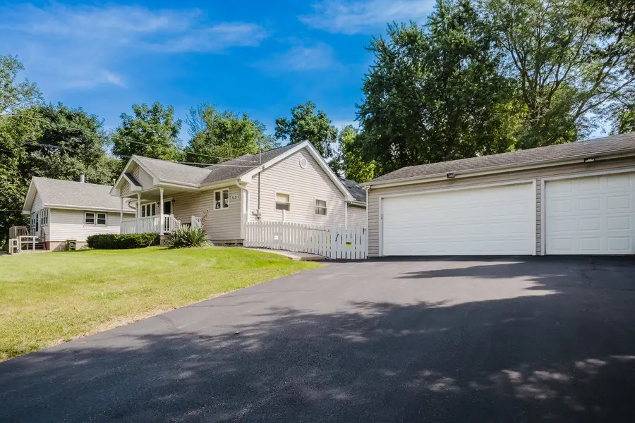 38315 N 5th Avenue, Spring Grove, IL 60081 - #3