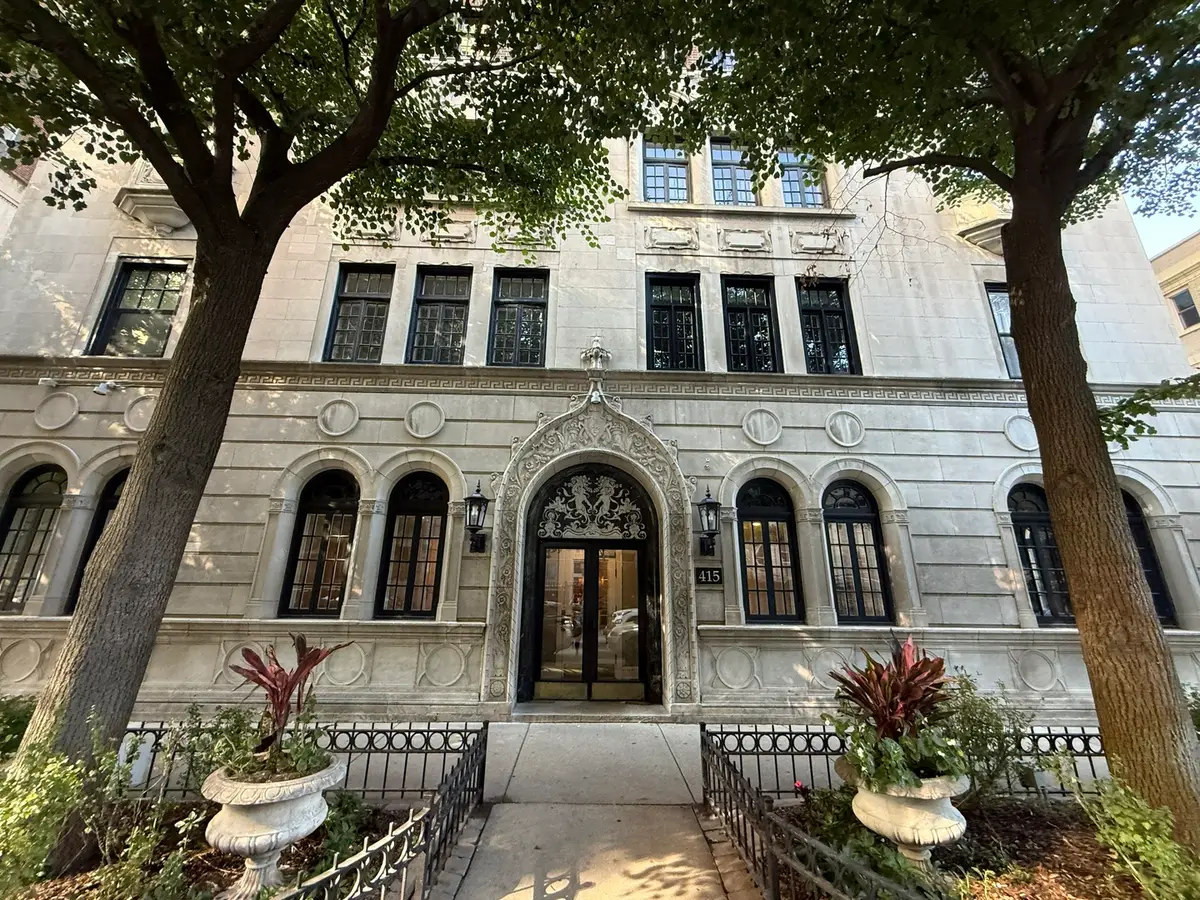 415 W Aldine Avenue #4C, Chicago, IL 60657 - #1