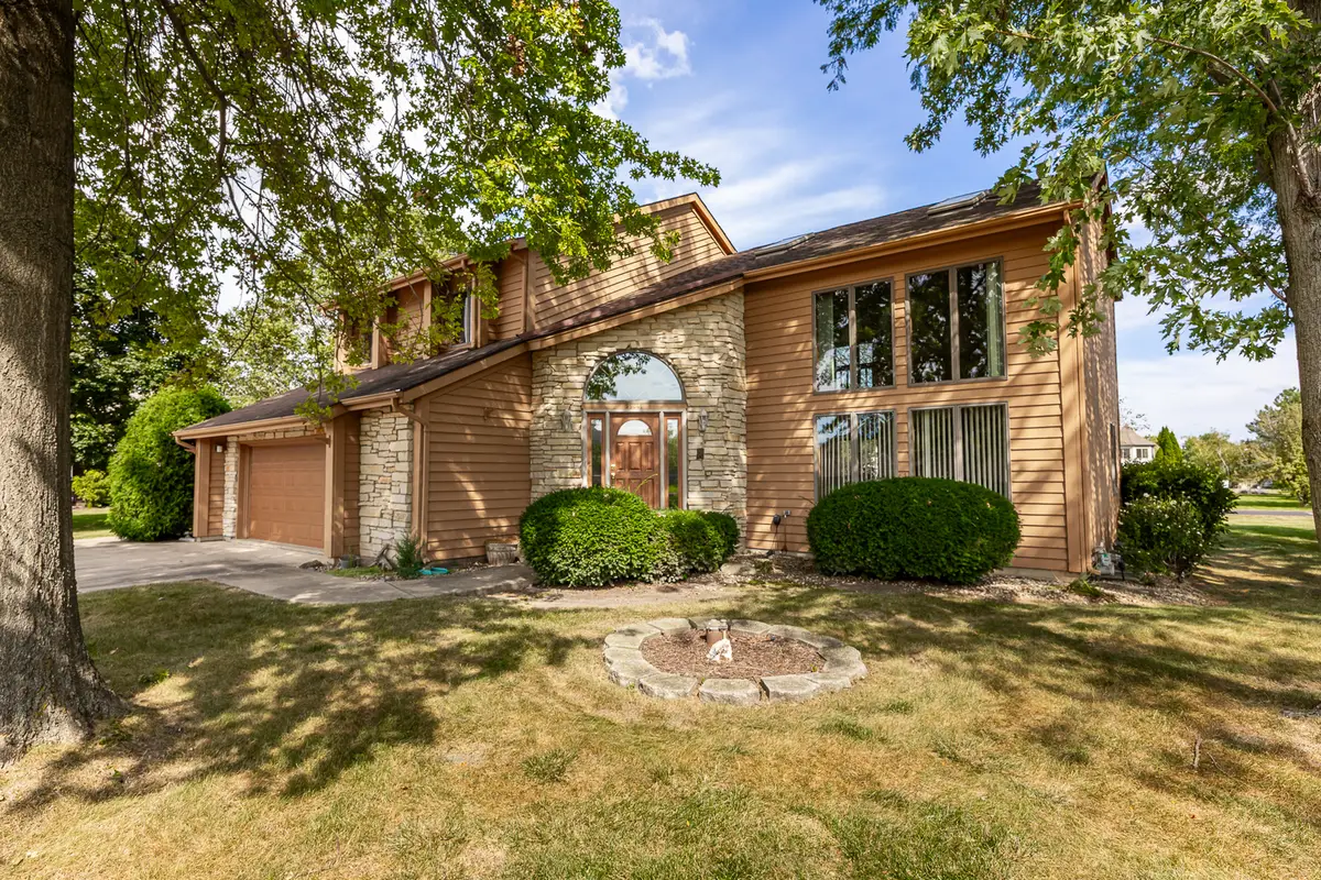 9S041 Stearman Drive, Naperville, IL 60564 - #1