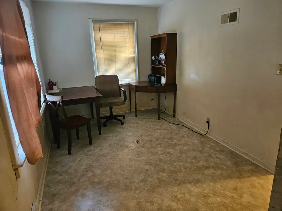 2312 S 6th Street, Springfield, IL 62703 - #3