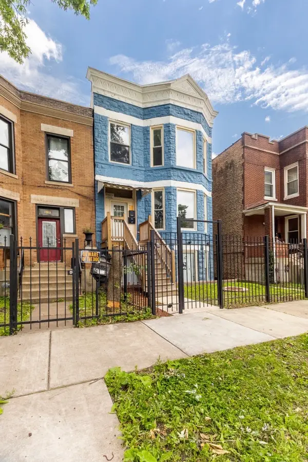1913 S Troy Street, Chicago, IL 60623