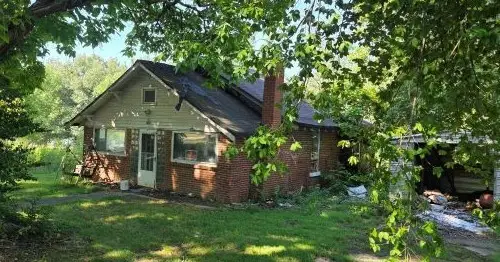 2203 Upchurch Street, Eldorado, IL 62930