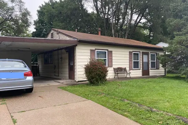 1902 W Kirby Avenue, Champaign, IL 61821