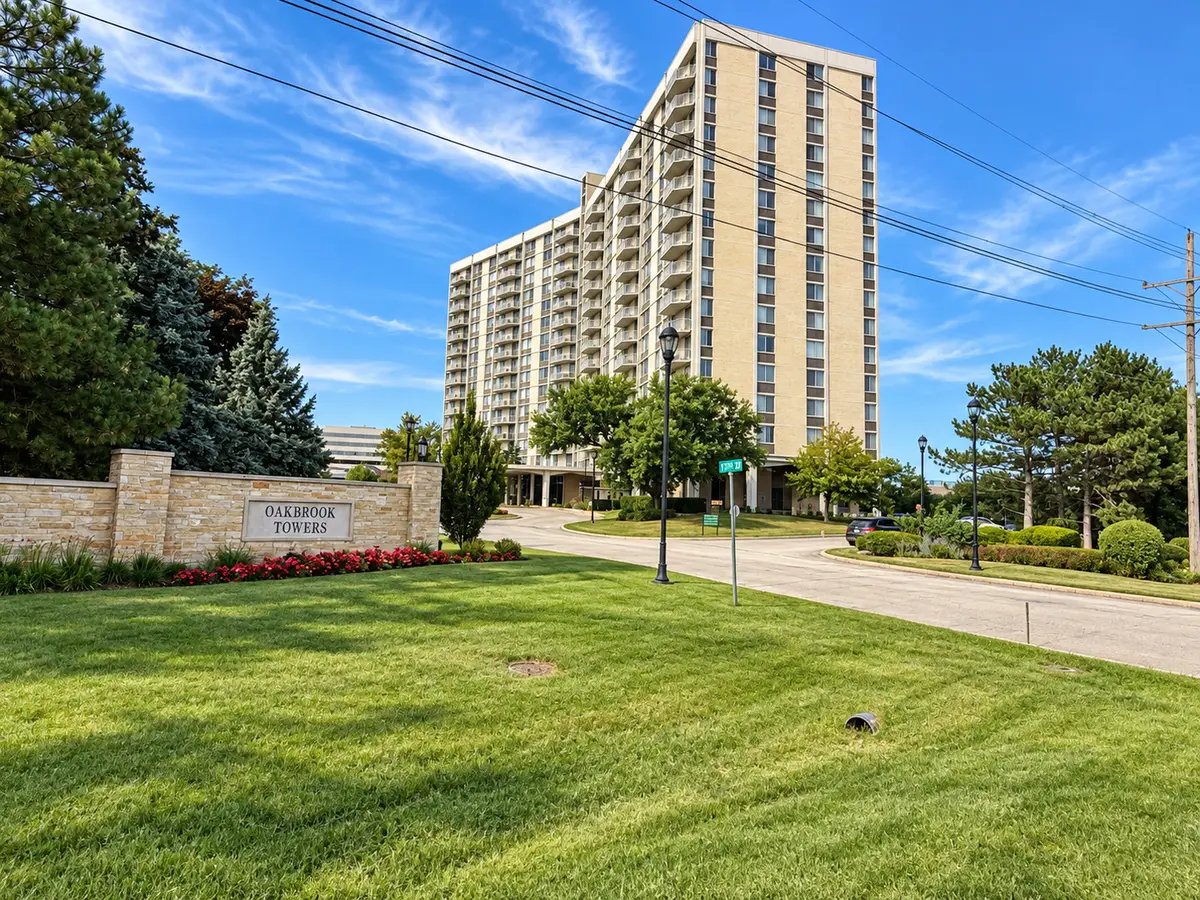 40 N Tower Road #12E, Oak Brook, IL 60523 - #1
