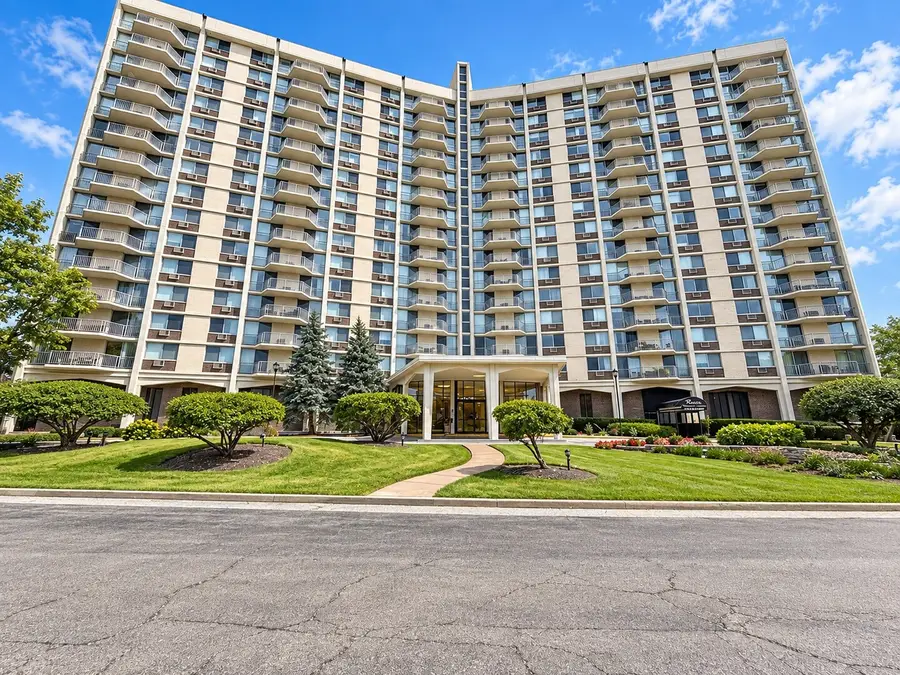 40 N Tower Road #12E, Oak Brook, IL 60523 - #2