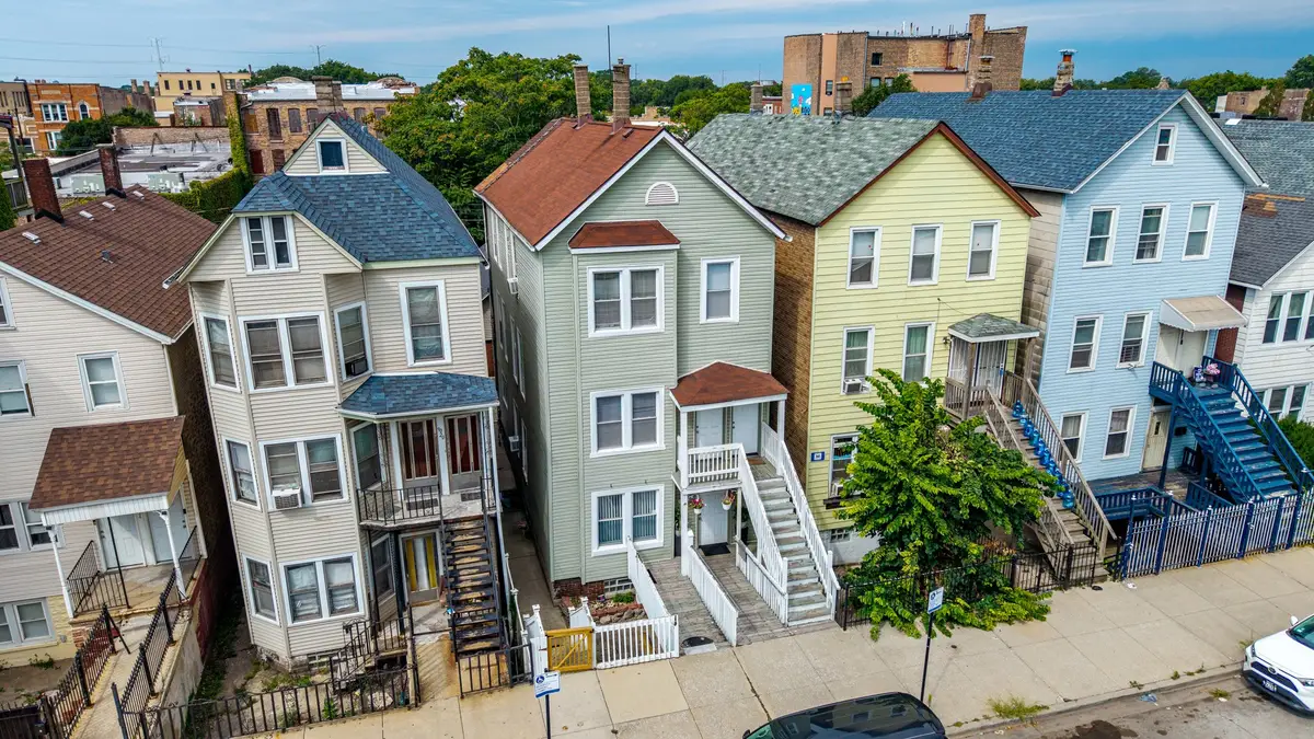 9018 S Houston Avenue, Chicago, IL 60617 - #1