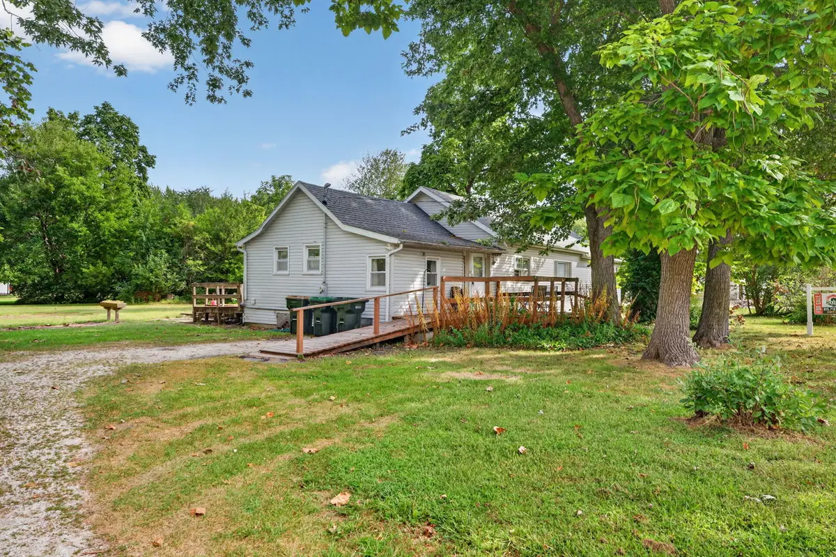 406 W 3rd Street, Braidwood, IL 60408 - #1