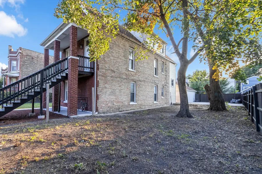 2248 S Kolin Avenue, Chicago, IL 60623 - #2