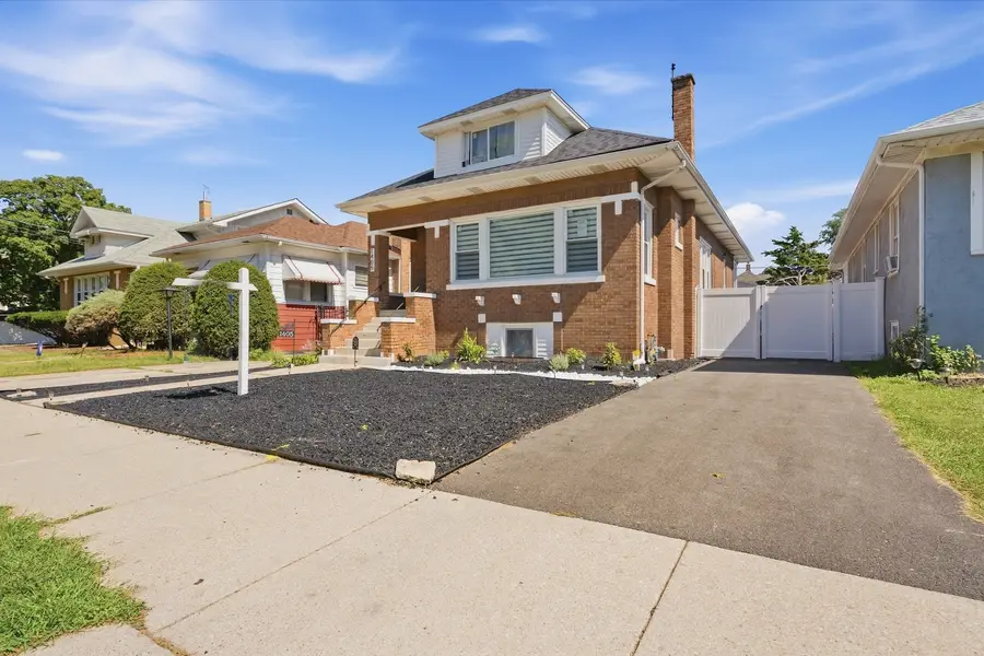 1405 S 17th Avenue, Maywood, IL 60153 - #2