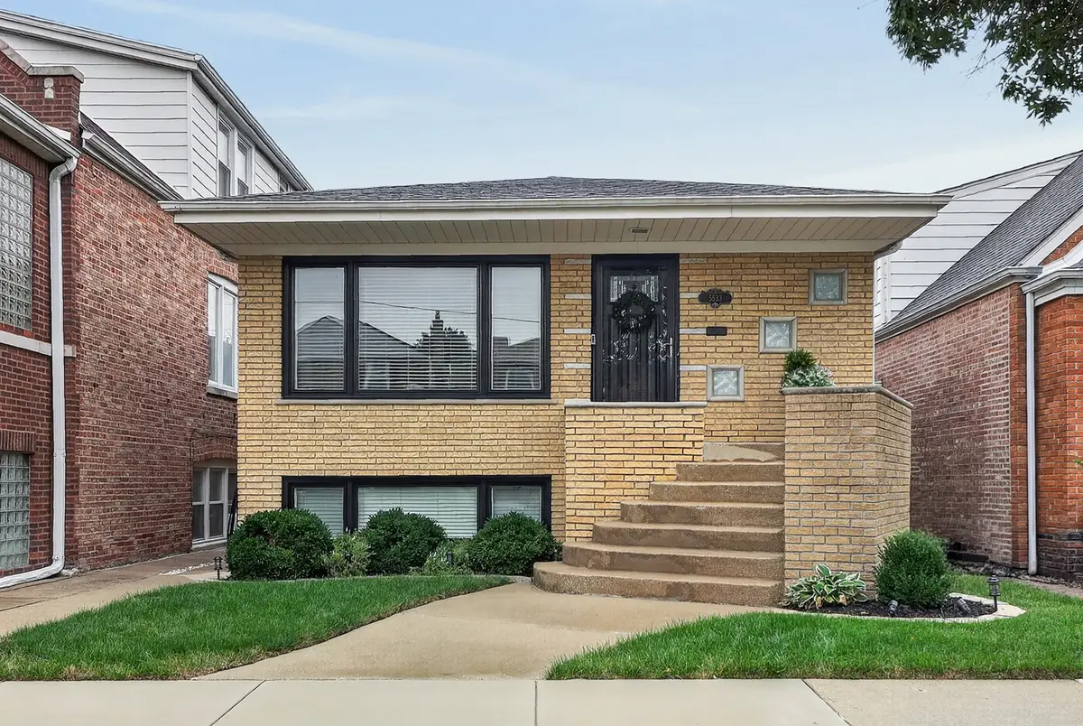 5533 S Sayre Avenue, Chicago, IL 60638 - #1