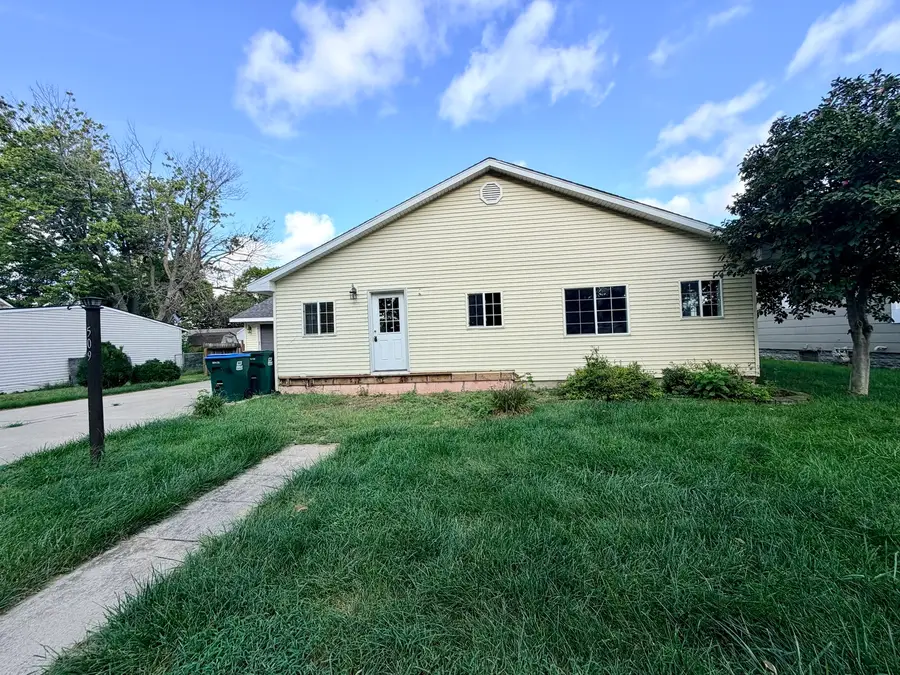 509 9th Avenue, Rock Falls, IL 61071 - #2