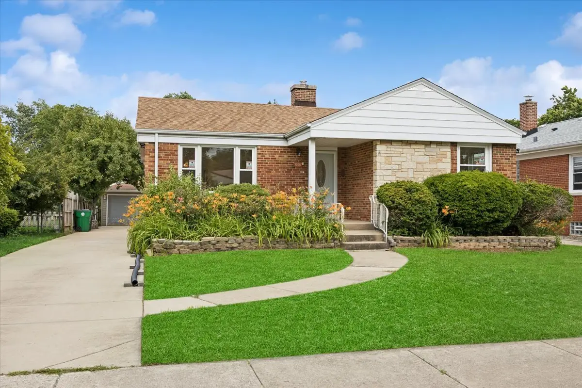 1307 Hull Avenue, Westchester, IL 60154 - #1