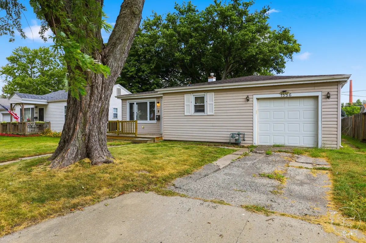 1556 S 4th Avenue, Kankakee, IL 60901 - #1